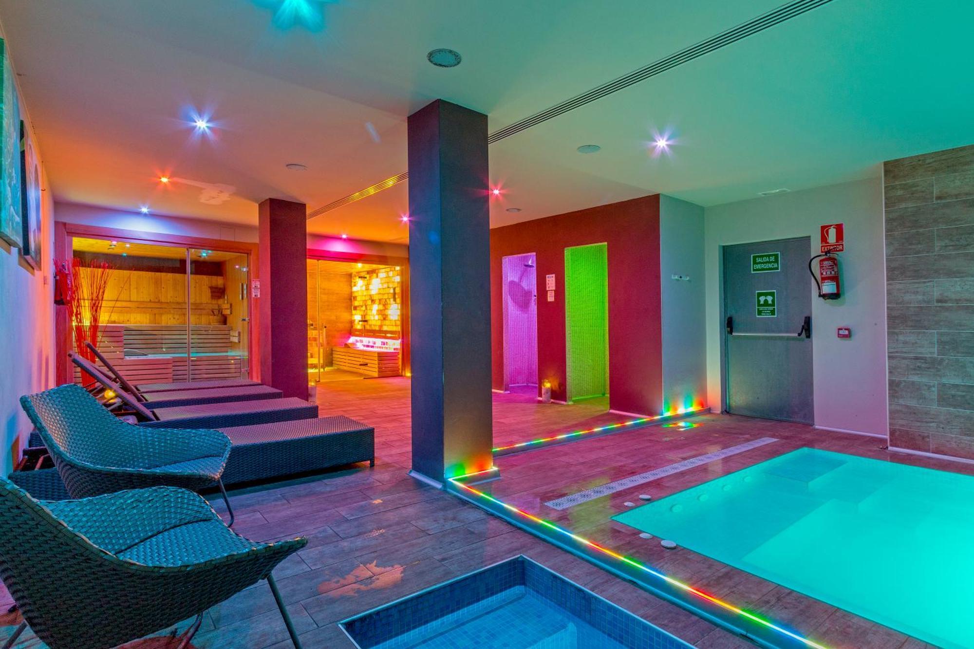 Nura Santa Ponsa & Spa Екстер'єр фото