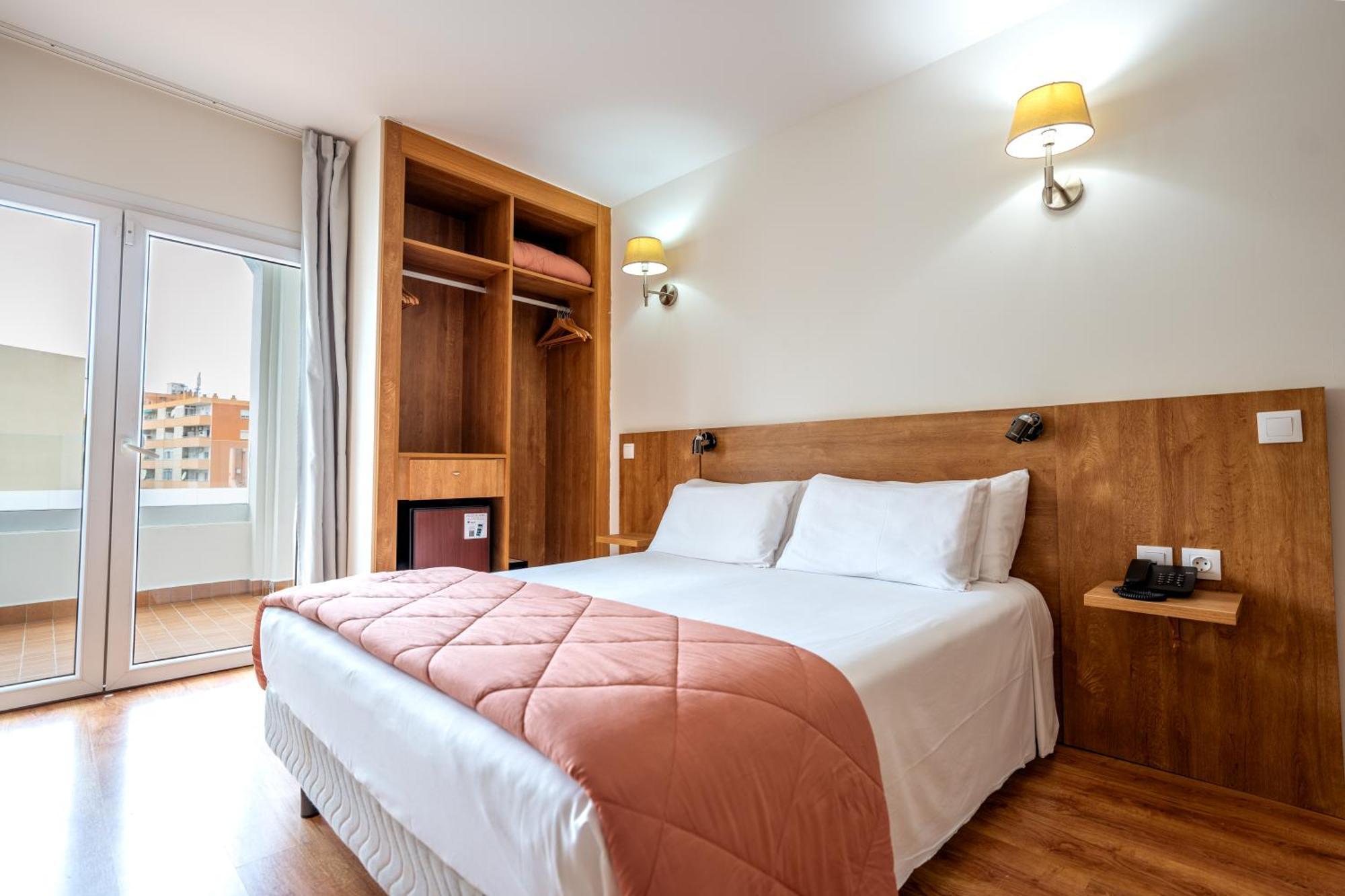 Nura Santa Ponsa & Spa Екстер'єр фото